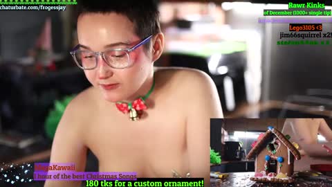 Snapshot of frogessjay chatting on December 22, 8:58 pm Jaywise Frogfoot online show from December 22, 8:58 pm