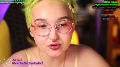 Snapshot of frogessjay chatting on January 26, 11:29 pm Jaywise Frogfoot online show from January 26, 11:29 pm