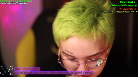 Snapshot of frogessjay chatting on January 31, 11:45 pm Jaywise Frogfoot online show from January 31, 11:45 pm