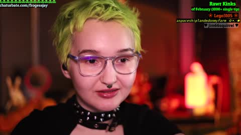 Snapshot of frogessjay chatting on February 3, 12:36 am Jaywise Frogfoot online show from February 3, 12:36 am