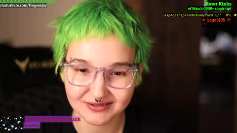 Snapshot of frogessjay chatting on March 5, 8:53 pm Jaywise Frogfoot online show from March 5, 8:53 pm