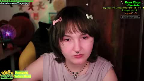 Snapshot of frogessjay chatting on October 23, 8:18 pm Jaywise Frogfoot online show from October 23, 8:18 pm