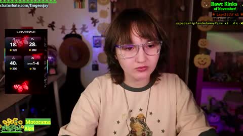 Snapshot of frogessjay chatting on November 11, 2:28 pm Jaywise Frogfoot online show from November 11, 2:28 pm