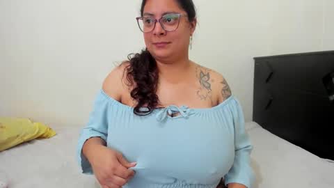 Lucy online show from September 20, 9:49 pm