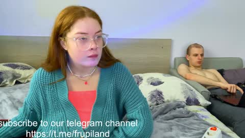 Snapshot of frupi_land chatting on December 16, 8:31 am OPEN PVTJulia and Wayne online show from December 16, 8:31 am