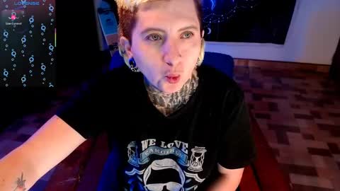          HEHIM  online show from January 19, 11:43 pm