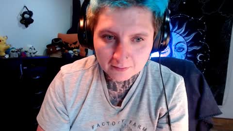          HEHIM  online show from February 5, 4:27 am