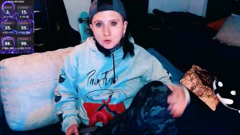          HEHIM  online show from September 26, 5:11 am