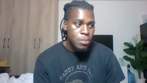 Snapshot of fuck_buoy chatting on October 9, 6:33 am Prince online show from October 9, 6:33 am