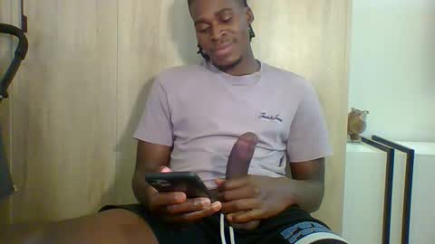 Snapshot of fuck_buoy chatting on October 31, 5:25 pm Prince online show from October 31, 5:25 pm