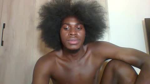 Snapshot of fuck_buoy chatting on November 7, 12:27 pm Prince online show from November 7, 12:27 pm