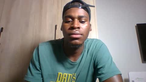 Snapshot of fuck_buoy chatting on November 12, 5:19 am Prince online show from November 12, 5:19 am