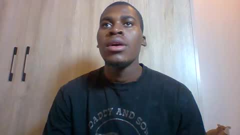 Snapshot of fuck_buoy chatting on November 18, 2:54 pm Prince online show from November 18, 2:54 pm