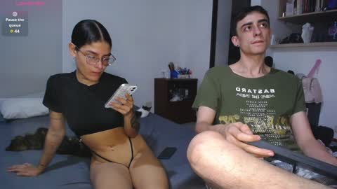 Snapshot of fuckc0uple chatting on January 13, 11:06 pm Lauuuu n TheLuckyGuy online show from January 13, 11:06 pm