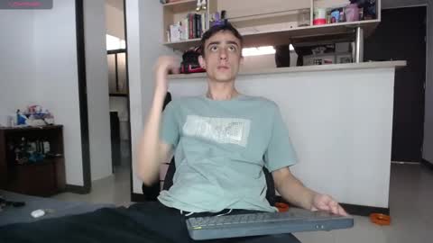 Snapshot of fuckc0uple chatting on February 22, 8:20 pm Lauuuu n TheLuckyGuy online show from February 22, 8:20 pm