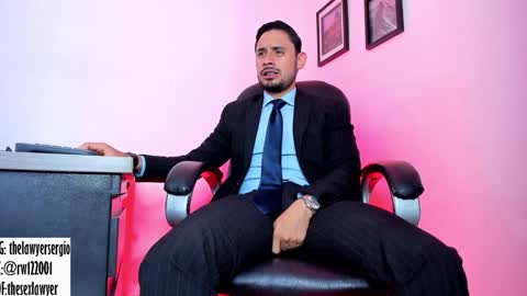 Snapshot of fuckerwate chatting on December 6, 9:24 pm SERGIO THE SEX LAWYER online show from December 6, 9:24 pm