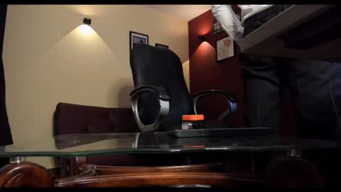 Snapshot of fuckerwate chatting on November 10, 7:57 pm SERGIO THE SEX LAWYER online show from November 10, 7:57 pm