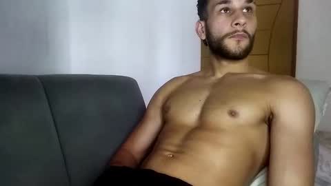 Snapshot of fuckingmulletdaddy chatting on December 15, 12:28 pm Phill online show from December 15, 12:28 pm