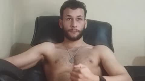 Snapshot of fuckingmulletdaddy chatting on November 19, 11:32 am Phill online show from November 19, 11:32 am