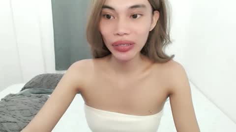 fuckingsexy143 online show from November 7, 2:44 am