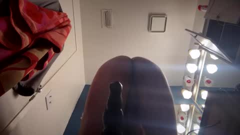 Snapshot of fukmyass247 chatting on February 2, 1:19 pm fukmyass247 online show from February 2, 1:19 pm