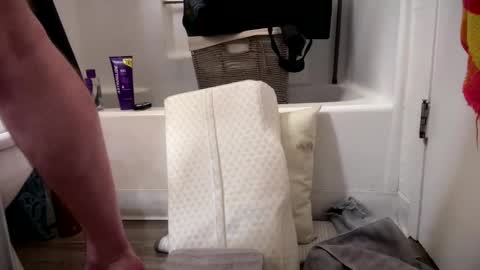 Snapshot of fukmyass247 chatting on November 10, 12:48 pm fukmyass247 online show from November 10, 12:48 pm