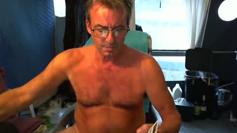 Snapshot of fuldaflyst4 chatting on September 21, 4:41 pm fuldaflyst4 online show from September 21, 4:41 pm