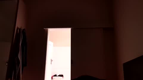 Snapshot of full4cefull chatting on December 3, 2:49 pm Pizzaz online show from December 3, 2:49 pm