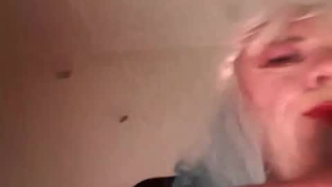 Snapshot of full4cefull chatting on September 13, 6:40 pm Pizzaz online show from September 13, 6:40 pm