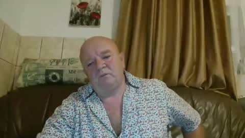 fullballs6 online show from October 9, 2:20 am