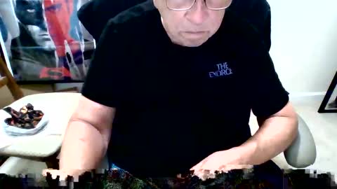 Snapshot of funclemike chatting on September 13, 8:52 pm funclemike online show from September 13, 8:52 pm