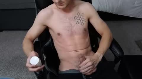 Snapshot of funkyfrank69 chatting on December 4, 9:45 pm funkyfrank69 online show from December 4, 9:45 pm