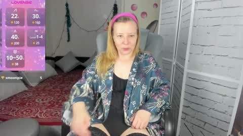 Snapshot of funny_bunny4 chatting on January 13, 9:42 pm funny_bunny4 online show from January 13, 9:42 pm