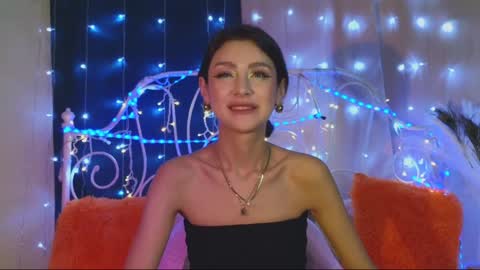 Snapshot of funny_whotsss chatting on January 23, 1:19 am Tiffany online show from January 23, 1:19 am