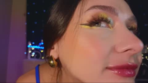 Snapshot of funny_whotsss chatting on January 23, 11:47 pm Tiffany online show from January 23, 11:47 pm