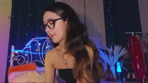 Snapshot of funny_whotsss chatting on January 29, 1:48 am Tiffany online show from January 29, 1:48 am