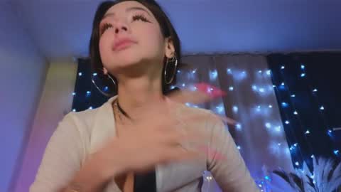 Snapshot of funny_whotsss chatting on February 2, 1:23 am Tiffany online show from February 2, 1:23 am