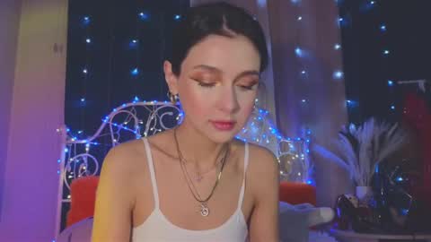 Snapshot of funny_whotsss chatting on February 25, 10:07 pm Tiffany online show from February 25, 10:07 pm