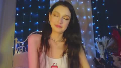 Snapshot of funny_whotsss chatting on March 7, 2:57 am Tiffany online show from March 7, 2:57 am