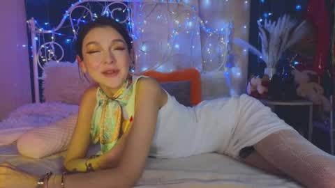 Snapshot of funny_whotsss chatting on March 12, 3:24 am Tiffany online show from March 12, 3:24 am