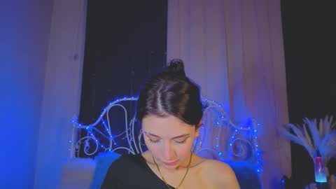 Snapshot of funny_whotsss chatting on September 9, 12:10 am Tiffany online show from September 9, 12:10 am