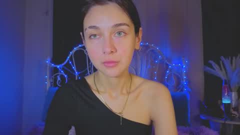 Snapshot of funny_whotsss chatting on September 17, 11:28 pm Tiffany online show from September 17, 11:28 pm