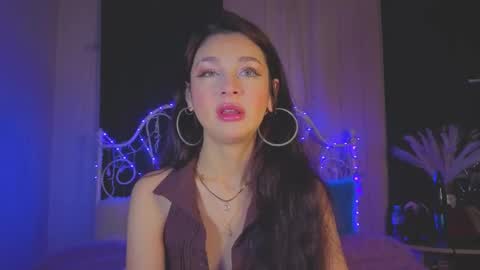 Snapshot of funny_whotsss chatting on November 12, 11:47 pm Tiffany online show from November 12, 11:47 pm