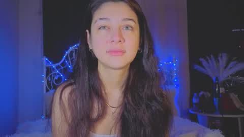 Snapshot of funny_whotsss chatting on November 19, 2:33 am Tiffany online show from November 19, 2:33 am