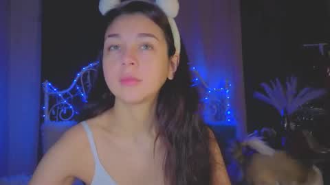 Snapshot of funny_whotsss chatting on November 28, 2:25 am Tiffany online show from November 28, 2:25 am