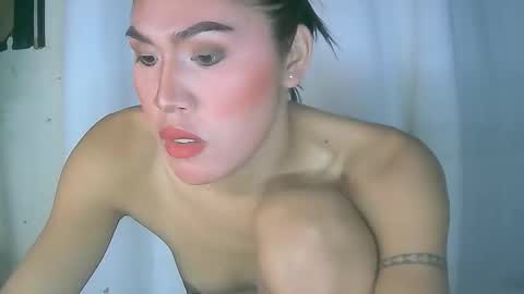 Snapshot of furbby_foxy chatting on March 4, 1:55 am LIL LEE online show from March 4, 1:55 am