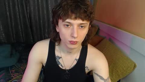 Ian online show from November 14, 12:20 am