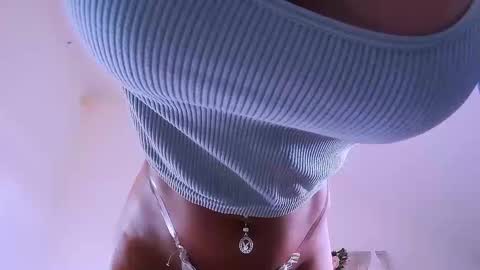 GabiCarter online show from December 17, 10:34 am