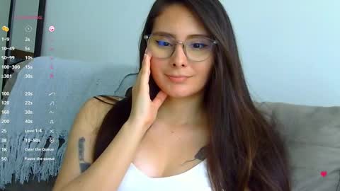 Gabriela Miller online show from December 20, 6:24 pm