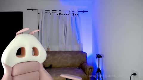 Snapshot of gabriela_r chatting on September 10, 12:38 pm Gabriela online show from September 10, 12:38 pm